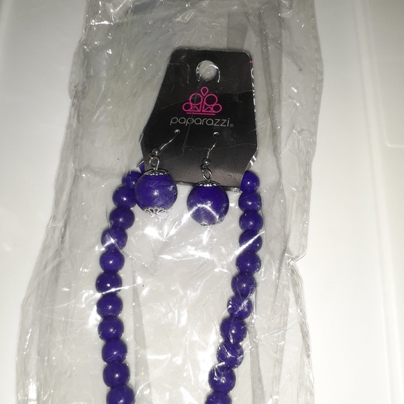 Summer Breezin Purple Necklace - Picture 5 of 8